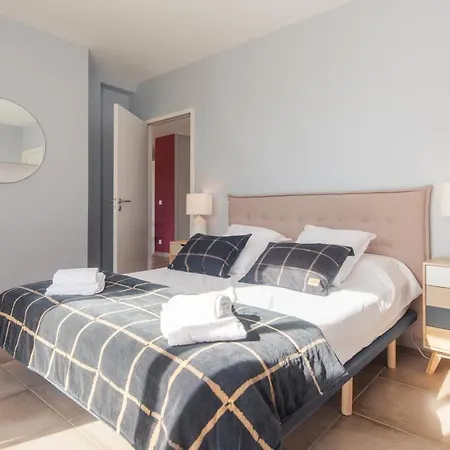 Apartment 100% Relax Avec Jacuzzi Privatif