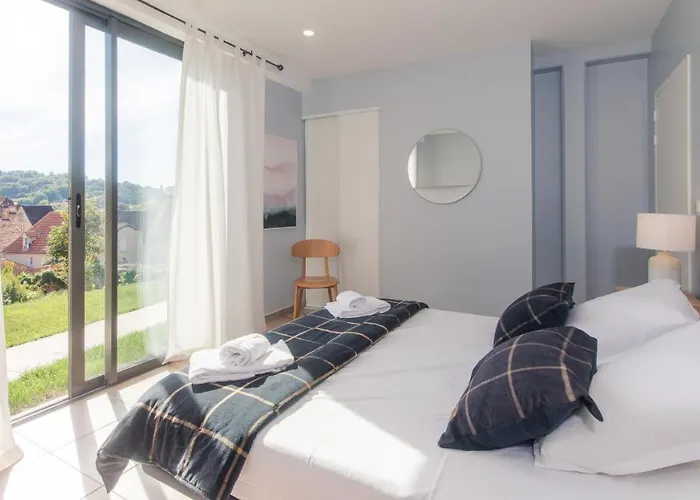 100% Relax Avec Jacuzzi Privatif Apartamento Sarlat-la-Canéda